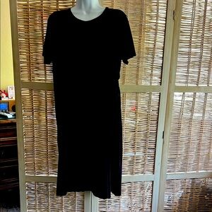 Lululemon Athletica Black Short Sleeve Dress, 37” from the neck to hem.
